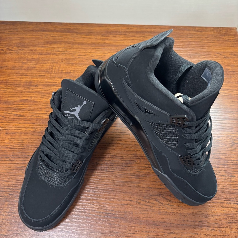 Jordan 4 Retro Black Cat (2020 Version) -Men’s Athletic Shoes Sneakers - Picture 3 of 6